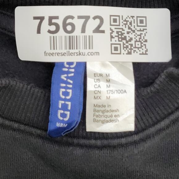 Unreality Sweatshirt Womens Medium 22x22 Baggy Boxy - Picture 6 of 13